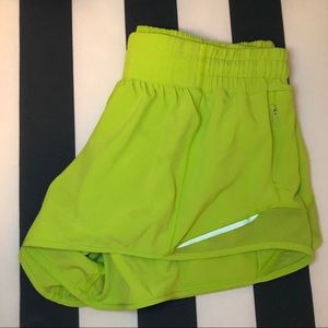 Lululemon Hotty Hot Short II